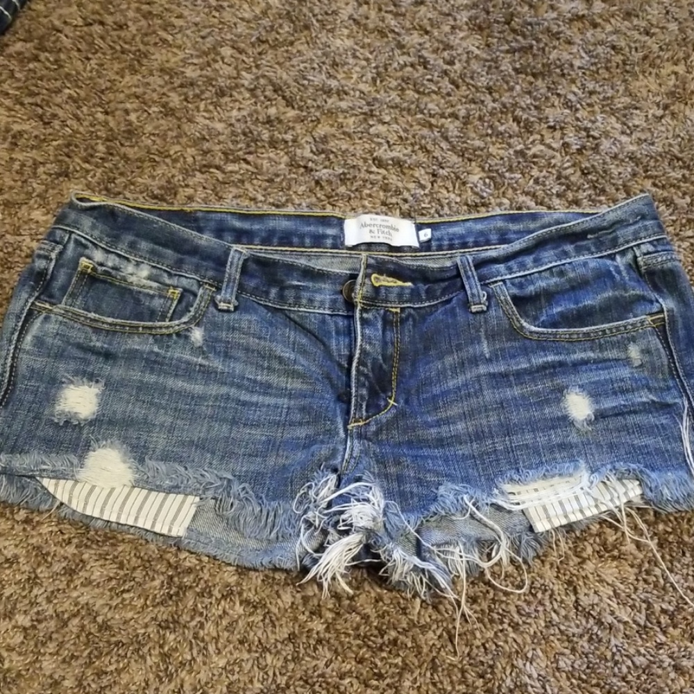 Abercrombie & Fitch shorts